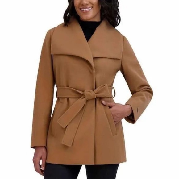 Ladies' Wrap Coat Tahari nwt - Picture 6 of 12